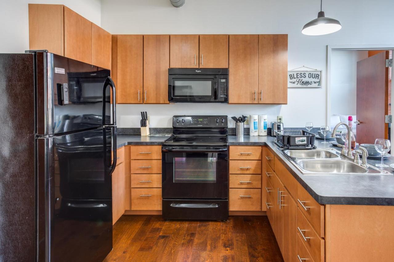 Ny Style Centric Loft With King Bed By Park Ave Apartamento Rochester Exterior foto